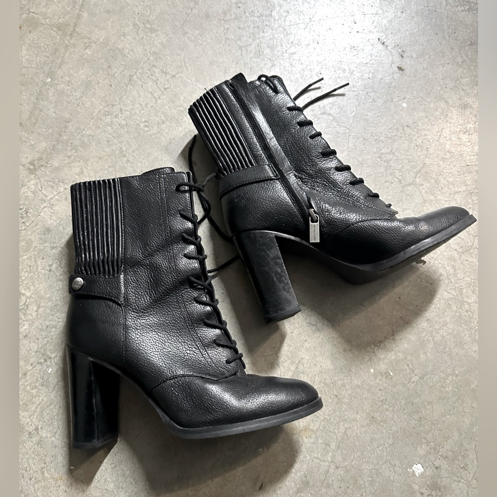 michael kors healed lace up boot